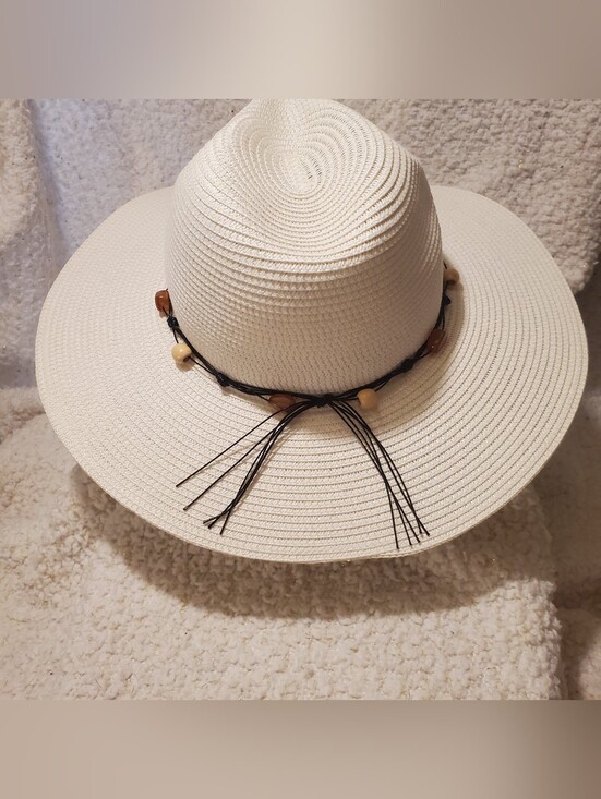indigo soul Accessories - Indigo Sun Wide Brim Straw Sun Hat with Bead Trim - Ivory